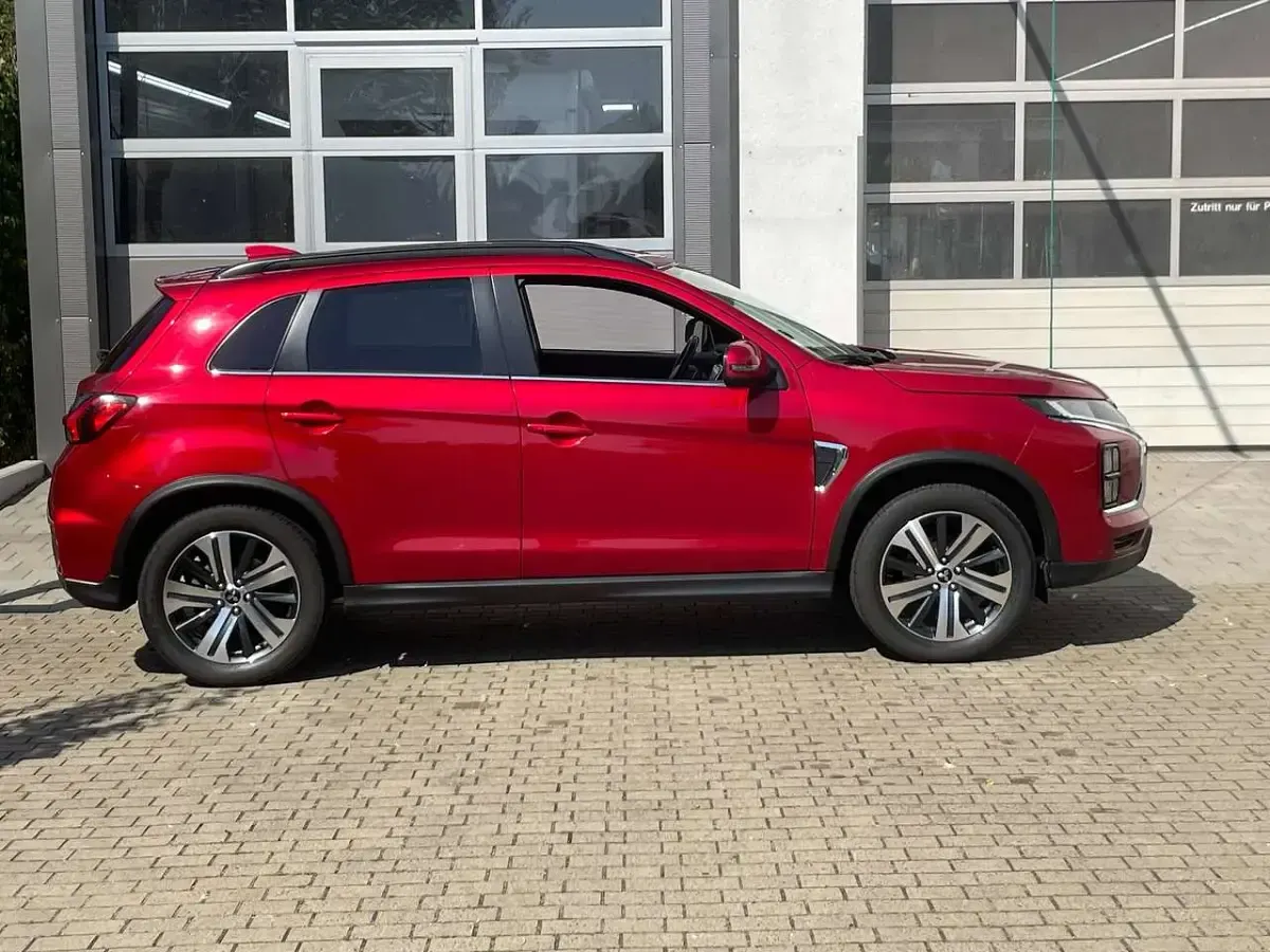 Gebraucht Mitsubishi ASX Edition+ 150 PS (110 kW) 2019 Dynamik rot (d) SUV