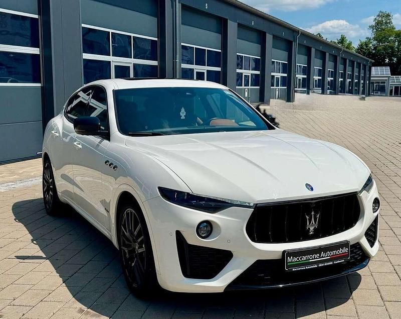 Weiß Gebraucht 2020 Maserati Levante SUV | 47.990 € (Superpreis) - Bild 1/4