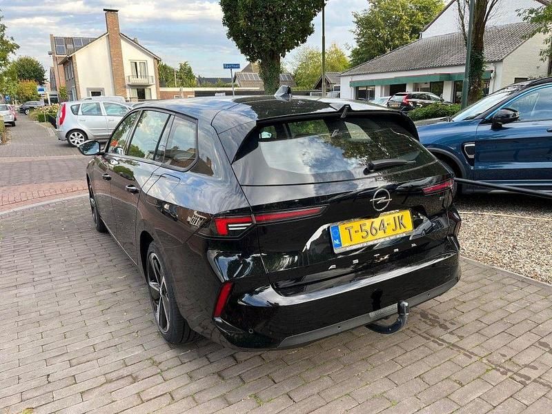 Gebraucht Opel Astra 150 PS (110 kW) 2023 Schwarz Kombi