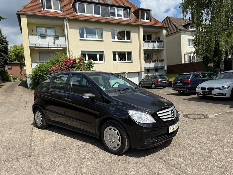 Schwarz Gebraucht 2008 Mercedes B150 Van / Kleinbus | 4.400 € (Guter Preis) - Bild 1/4