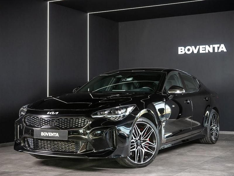 (abp) auroraschwarz metallic Gebraucht 2022 Kia Stinger Kleinwagen | 40.850 € (Fairer Preis) - Bild 1/4