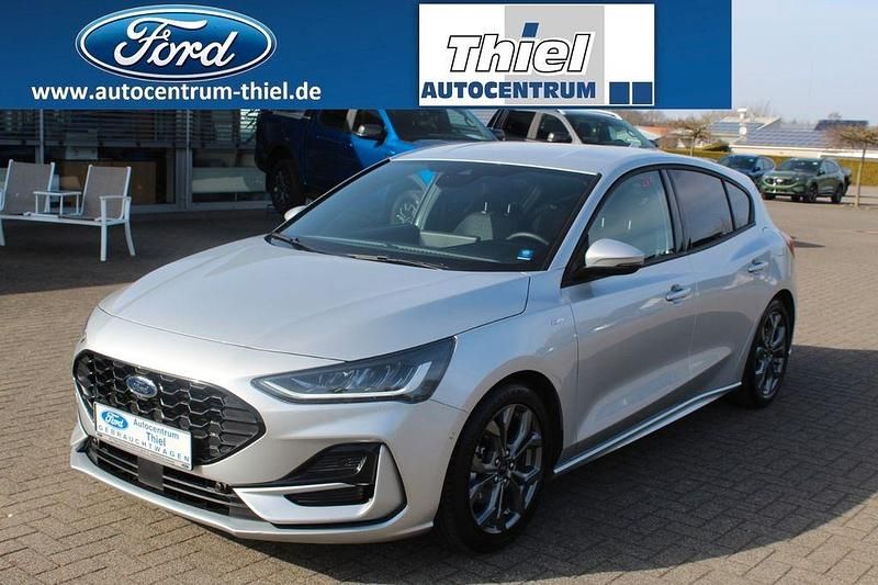 Gebraucht Ford Focus ST-Line X 116 PS (85 kW) 2025 Grau Limousine