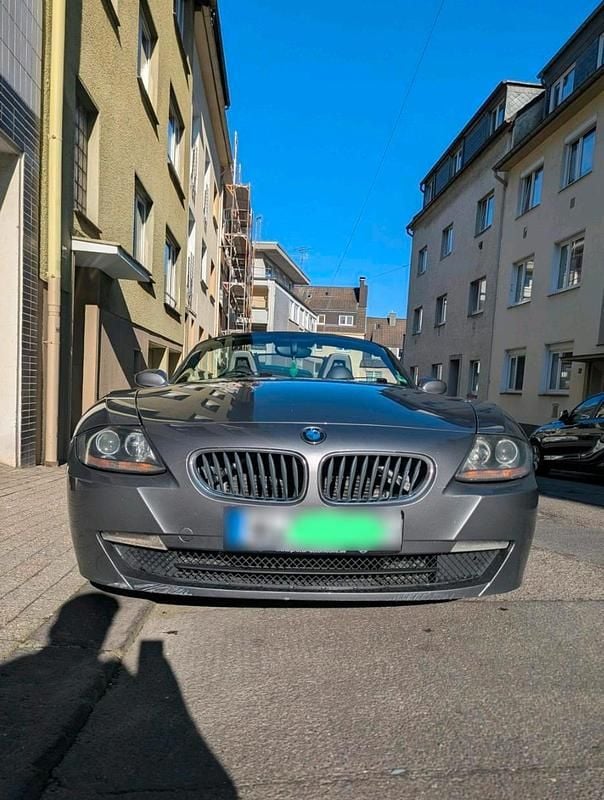 Gebraucht BMW Z4 150 PS (110 kW) 2008 Grau Cabrio