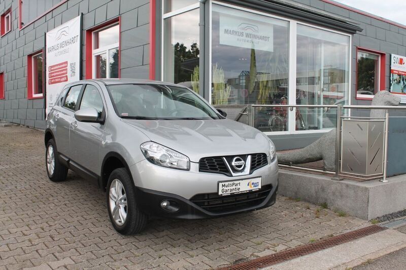 Silber Gebraucht 2012 Nissan Qashqai Acenta SUV | 8.605 € (Etwas zu teuer) - Bild 1/4