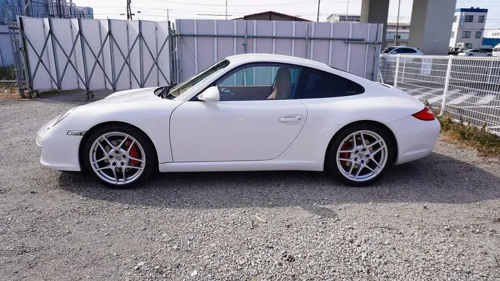 Gebraucht Porsche 997 Sport 385 PS (283 kW) 2009 Carraraweiss Coupé