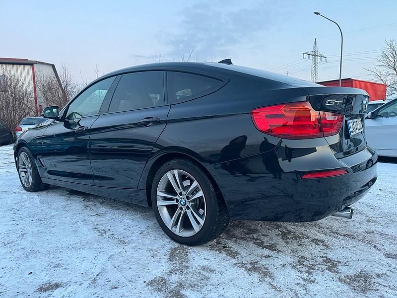 Gebraucht BMW 318 Gran Turismo 136 PS (100 kW) 2013 Schwarz Limousine