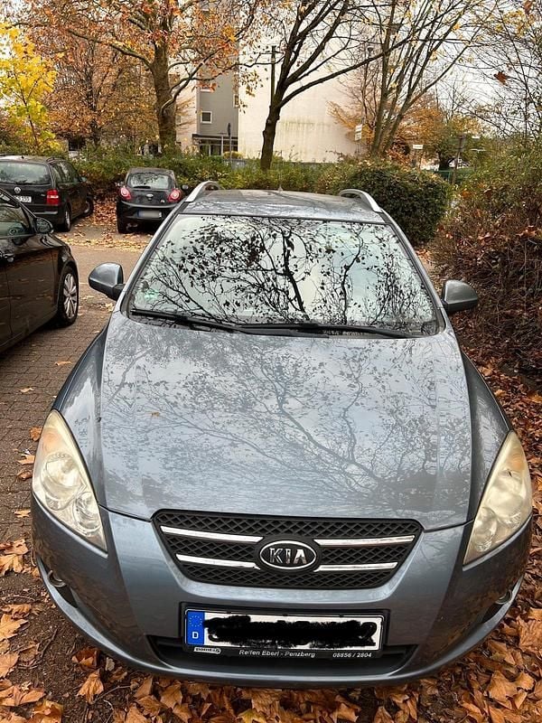 Gebraucht Kia Ceed 109 PS (80 kW) 2009 Blau Kleinwagen