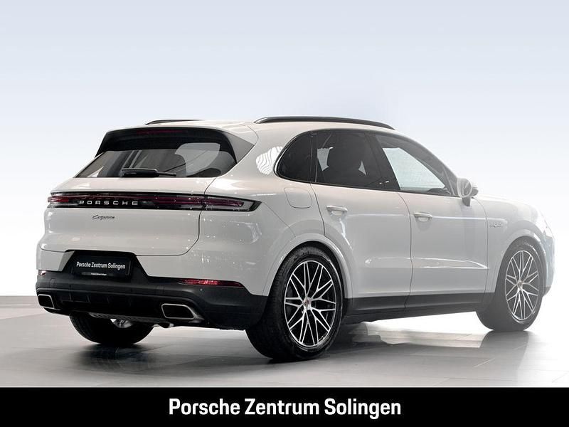 Gebraucht Porsche Cayenne Chrono 470 PS (345 kW) 2024 Weiss SUV