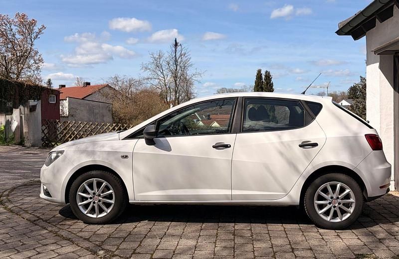 Gebraucht Seat Ibiza Reference 86 PS (63 kW) 2013 Weiß Kleinwagen