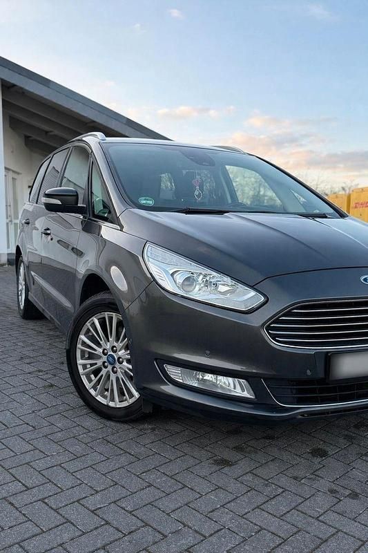 Gebraucht Ford Galaxy Titanium 165 PS (121 kW) 2019 Grau Van / Kleinbus