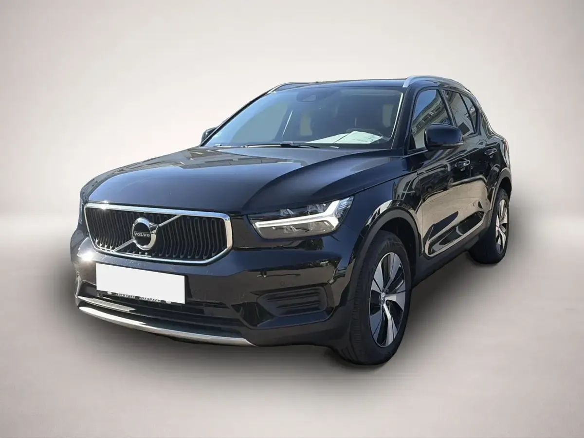 Gebraucht Volvo XC40 Core 163 PS (119 kW) 2022 SUV