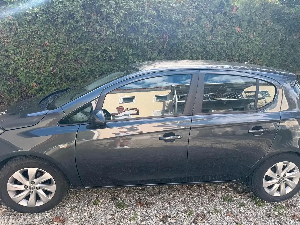 Gebraucht Opel Corsa 70 PS (51 kW) 2016 Andere farben Kleinwagen