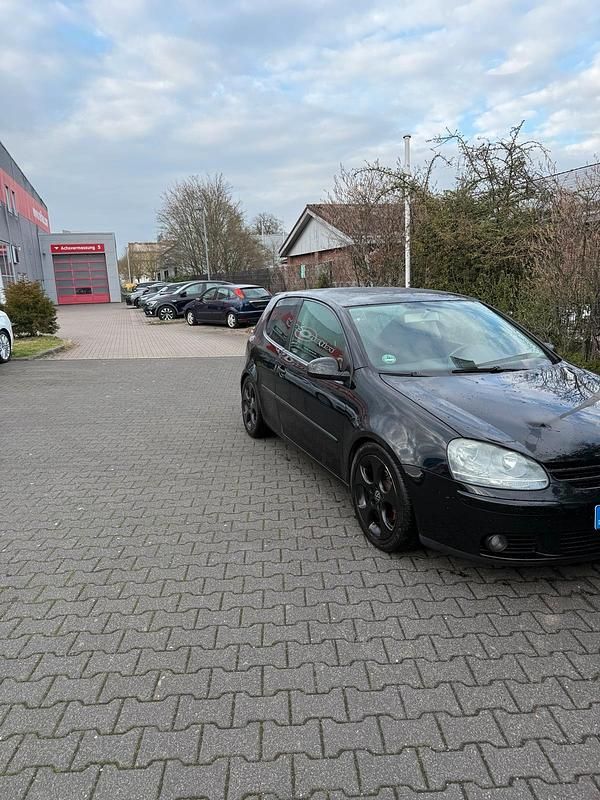 Gebraucht VW Golf IV R 120 PS (88 kW) 2004 Schwarz Limousine