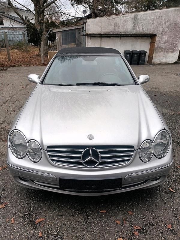 Gebraucht Mercedes CLK200 163 PS (119 kW) 2004 Silber Cabrio