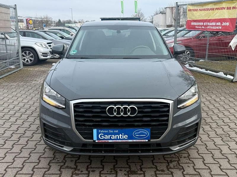 Gebraucht Audi Q2 Ambiente 116 PS (85 kW) 2018 Grau SUV