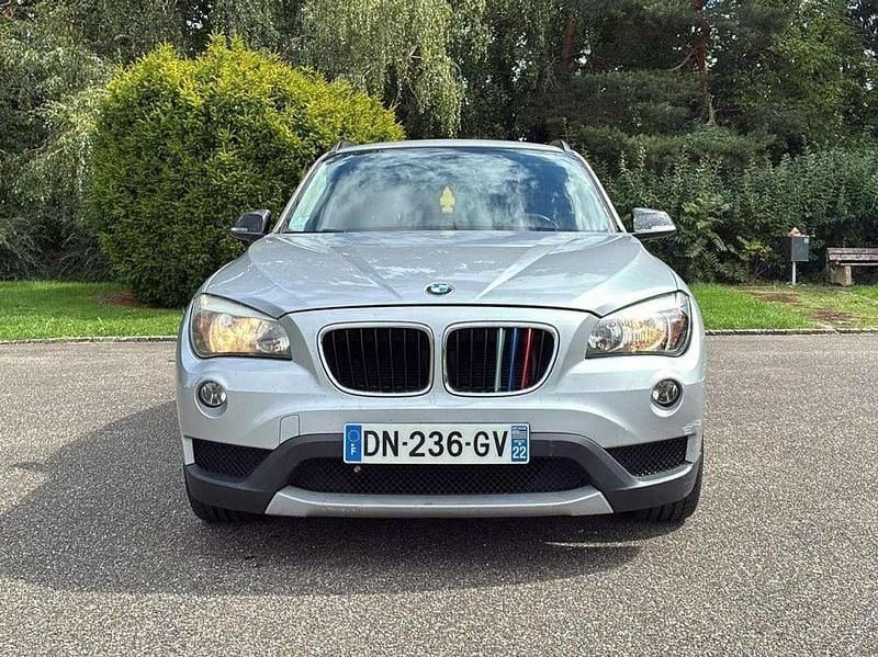 Silber Gebraucht 2013 BMW X1 Sport Line SUV | 7.900 € (Guter Preis) - Bild 1/4
