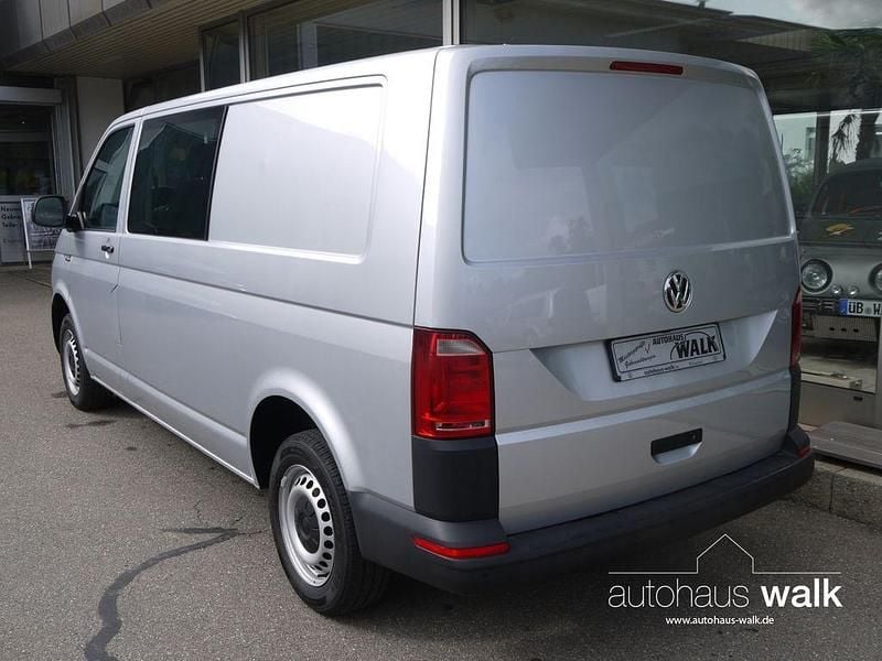 Second-hand VW Transporter 150 CP (110 kW) 2019 Argintiu Van