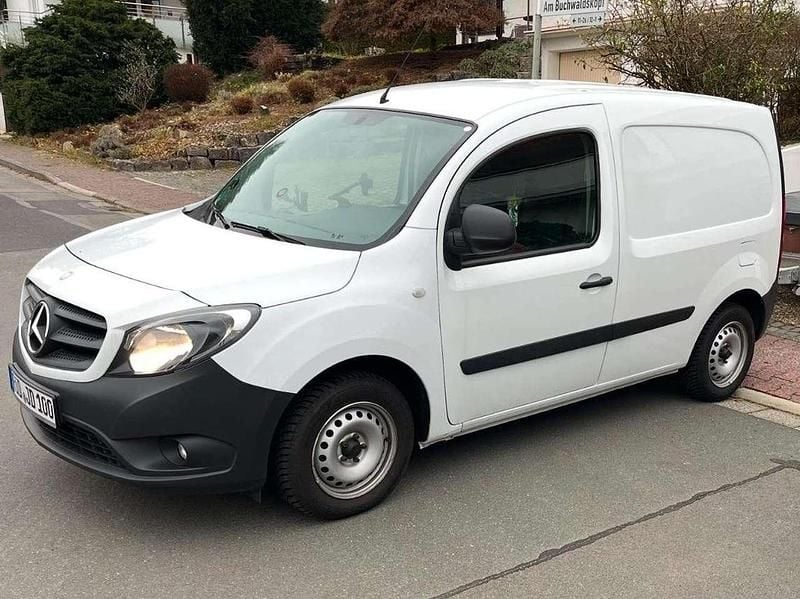 Gebraucht Mercedes Citan 112 114 PS (83 kW) 2019 Weiß Van