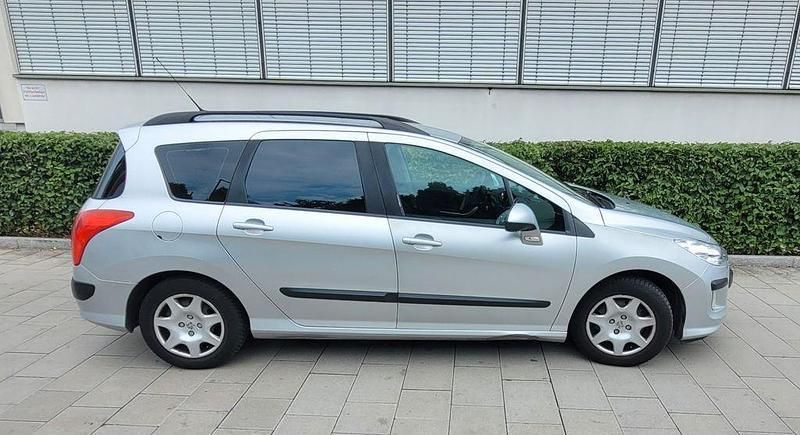 Silber Gebraucht 2010 Peugeot 308 Business-Line Kombi | 1.300 € (Superpreis) - Bild 1/4