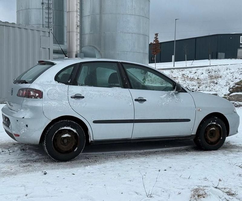 Gebraucht Seat Ibiza 80 PS (58 kW) 2008 Silber Limousine