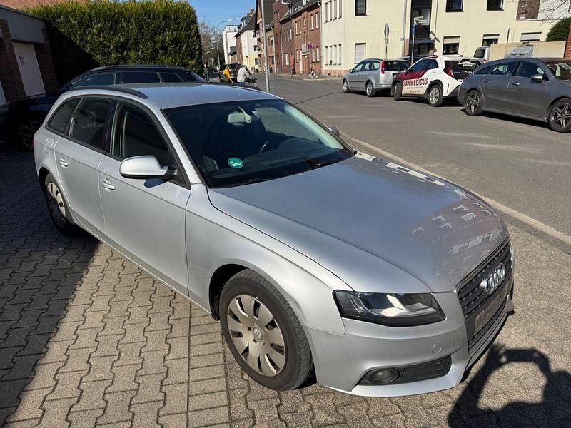 Gebraucht Audi A4 Attraction 120 PS (88 kW) 2010 Silber Kombi