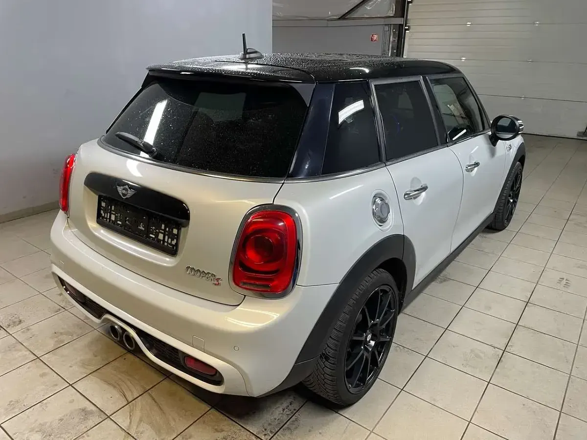 Używany Mini Cooper S 192 KM (141 kW) 2016 Biały Hatchback