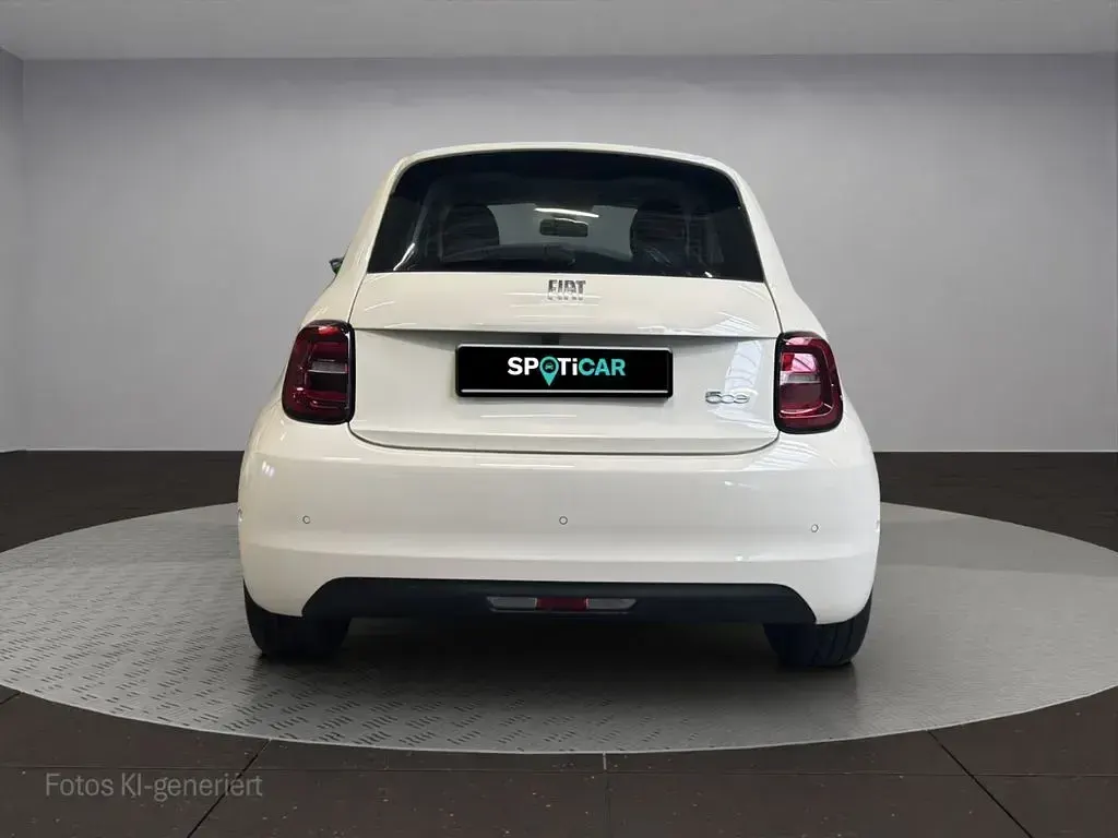 Gebraucht Fiat 500e 86 kW (118 PS) 2023 Weiß Kleinwagen