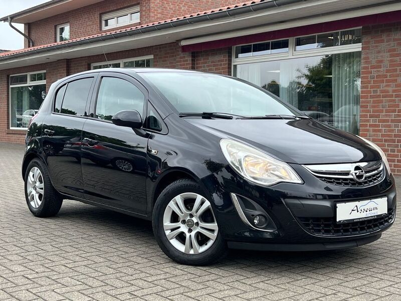 Second-hand Opel Corsa Satellite 69 CP (50 kW) 2012 Negru Berlinǎ