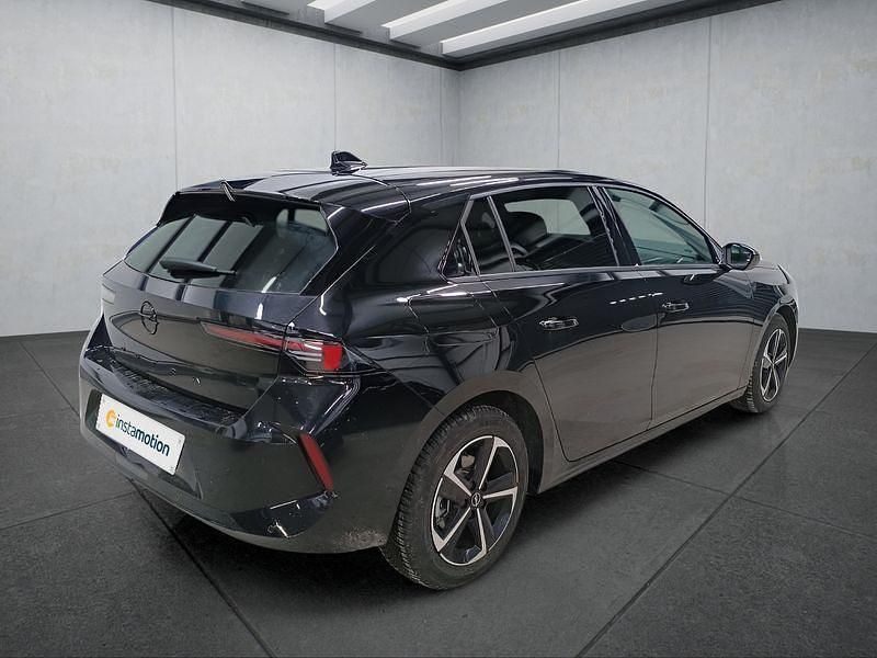 Gebraucht Opel Astra 131 PS (96 kW) 2024 Schwarz Limousine