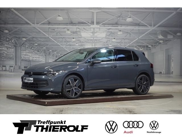Grau Gebraucht 2021 VW Golf VIII Style Kleinwagen | 33.780 € - Bild 1/4