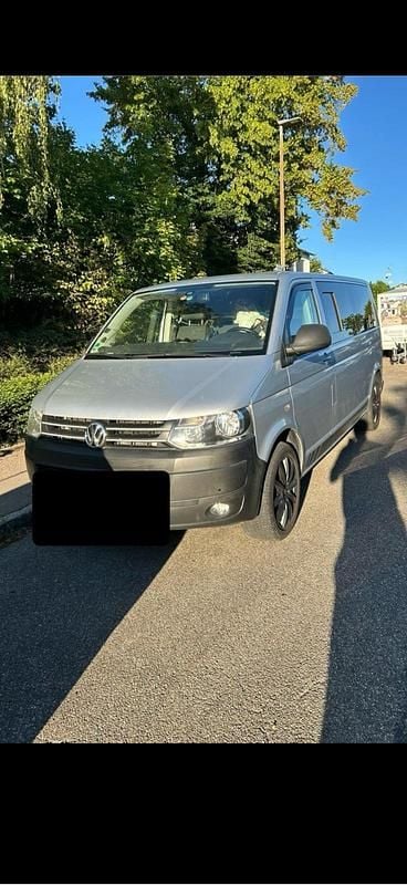 Gebraucht VW T5 140 PS (102 kW) 2015 Silber Van