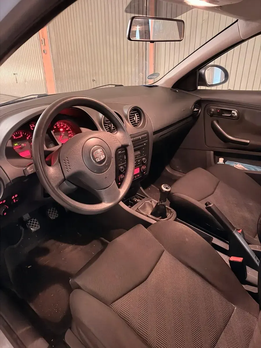 Gebraucht Seat Ibiza 75 PS (55 kW) 2006 Silber Kleinwagen
