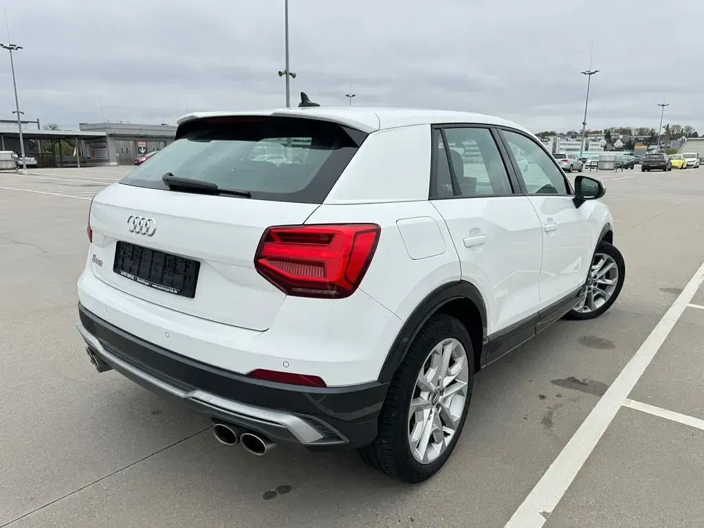 Gebraucht Audi SQ2 Sport 300 PS (220 kW) 2019 Weiß SUV