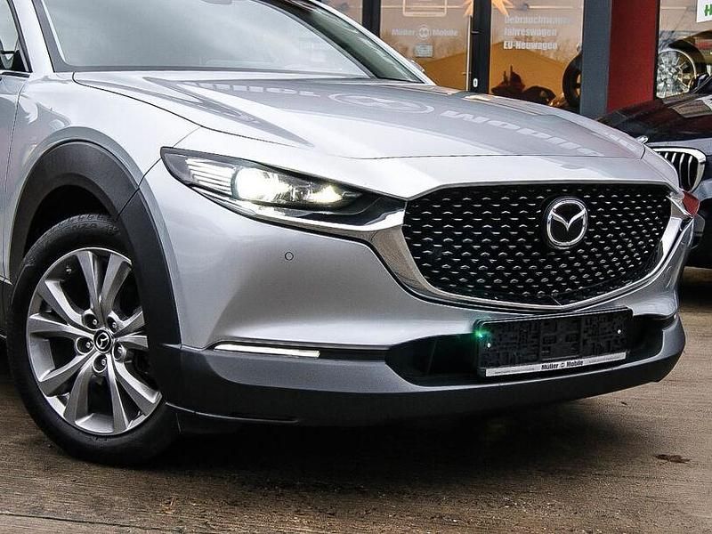 Gebraucht Mazda CX-30 122 PS (89 kW) 2021 Sonic silver SUV