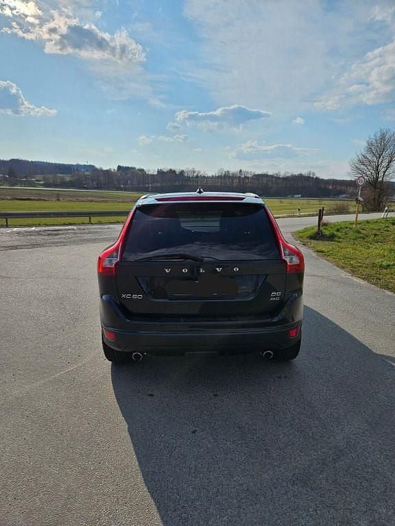 Gebraucht Volvo XC60 Summum 215 PS (158 kW) 2011 Schwarz SUV