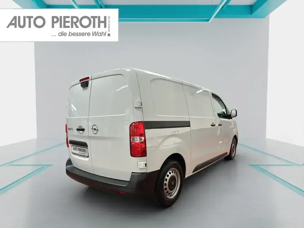 Neu Opel Vivaro-e Combi S 120 PS (88 kW) 2026 Weiß Van / Kleinbus