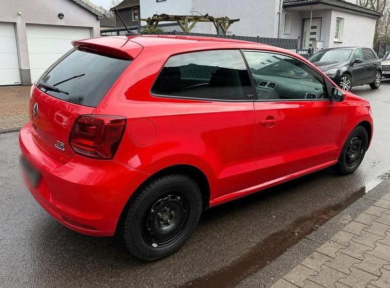 Gebraucht VW Polo Allstar 90 PS (66 kW) 2017 Rot Kleinwagen