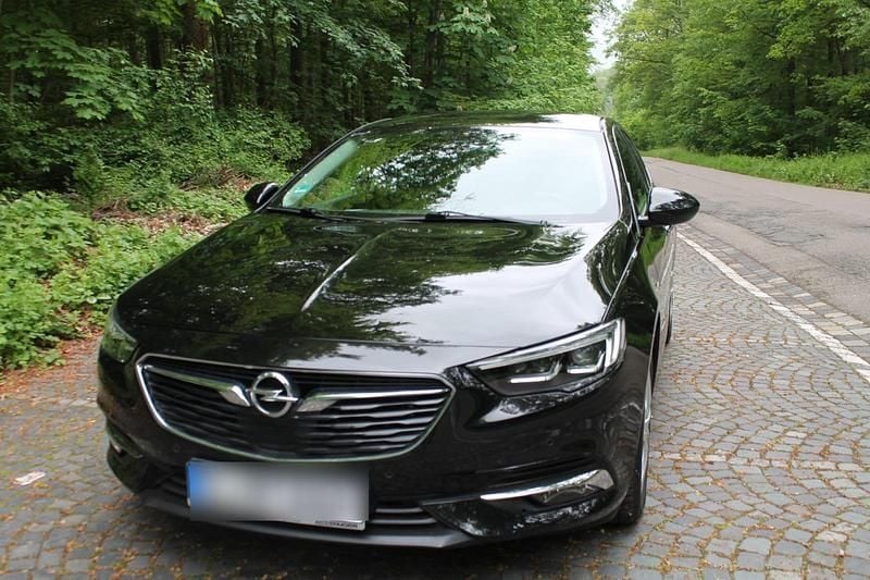 Gebraucht Opel Insignia Sport 170 PS (125 kW) 2017 Schwarz Limousine