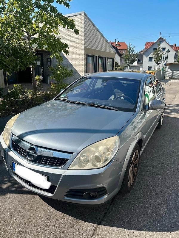 Gebraucht Opel Vectra 140 PS (102 kW) 2007 Grau Limousine