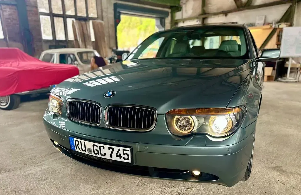 Gebraucht BMW 745 Sport Line 333 PS (244 kW) 2003 Grün Limousine
