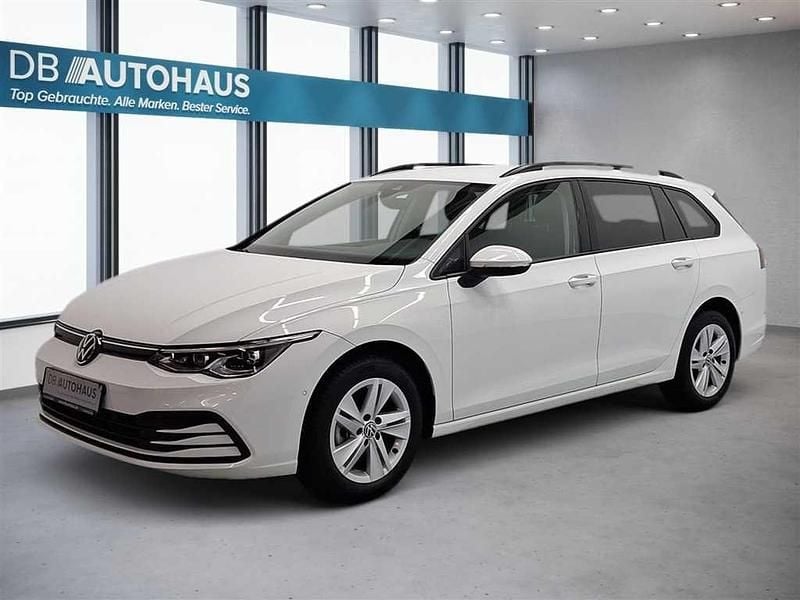 Weiß Gebraucht 2023 VW Golf VIII Life Kombi | 20.210 € (Guter Preis) - Bild 1/4