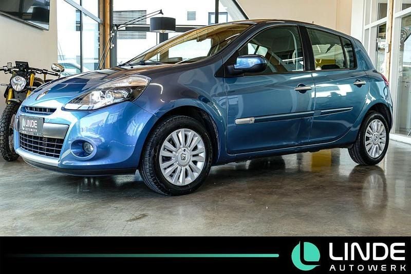 Blau etoile Gebraucht 2010 Renault Clio II Dynamique Limousine | 2.750 € (Guter Preis) - Bild 1/4