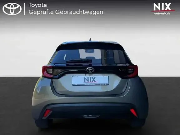 Gebraucht Toyota Yaris Comfort 116 PS (85 kW) 2024 Braun Kleinwagen