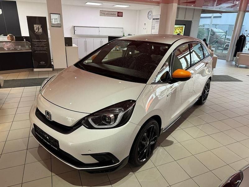 Gebraucht Honda Jazz Elegance 98 PS (72 kW) 2022 Taffeta white iii Kleinwagen