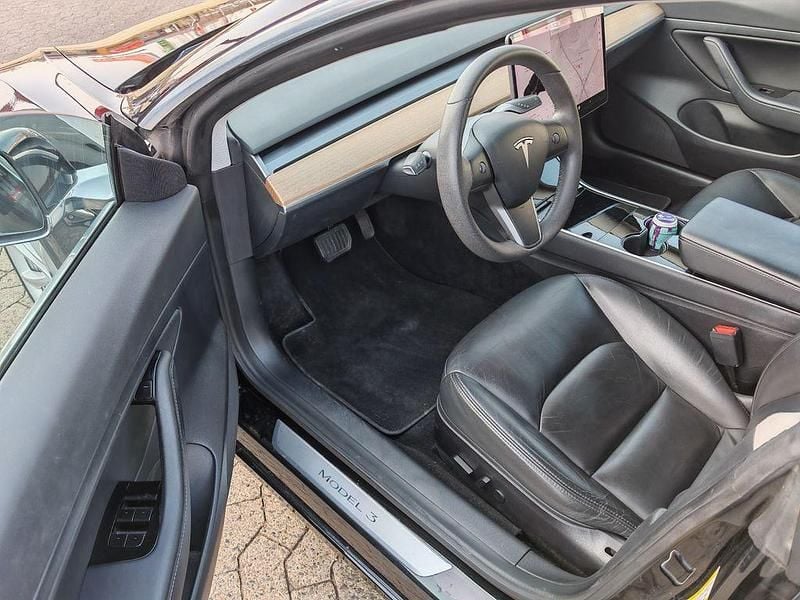 Gebraucht Tesla Model 3 Standard Range 239 kW (325 PS) 2020 Schwarz Limousine