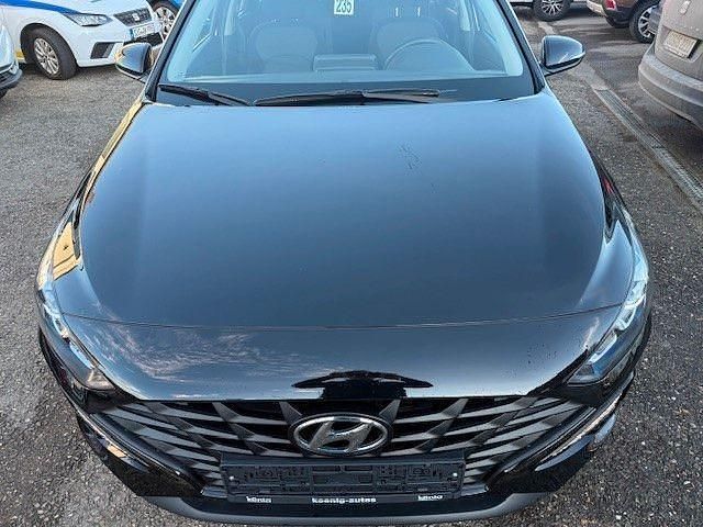 Gebraucht Hyundai i30 Pure 110 PS (80 kW) 2021 Schwarz Kombi