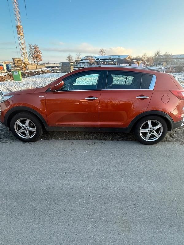 Orange Gebraucht 2012 Kia Sportage SUV | 7.000 € (Fairer Preis) - Bild 1/4