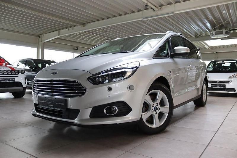 Silber Gebraucht 2020 Ford S-MAX Business Edition Van / Kleinbus | 19.990 € (Guter Preis) - Bild 1/4