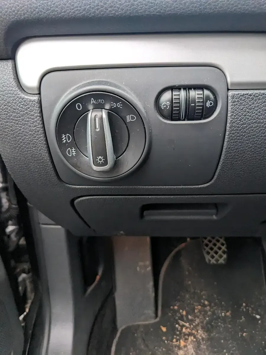 Gebraucht VW Golf VI Highline 122 PS (89 kW) 2009 Schwarz Kleinwagen