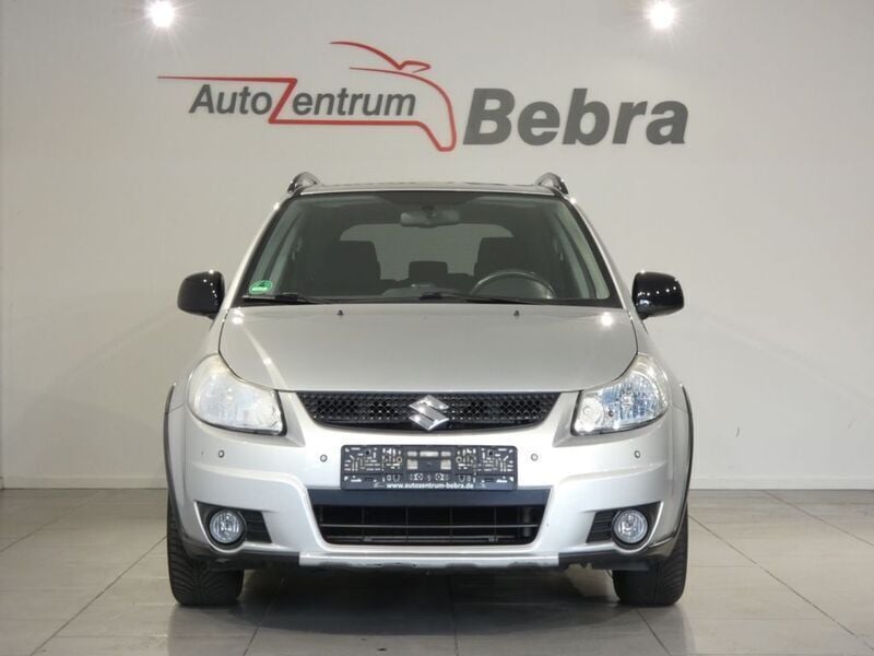 Gebraucht Suzuki SX4 120 PS (88 kW) 2010 Silber SUV
